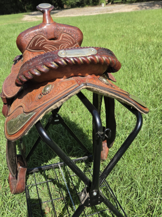 Tack ID: 570766 1977 Bona Allen Show Saddle - PhotoID: 155922 - Expires 29-Nov-2026 Days Left: 87