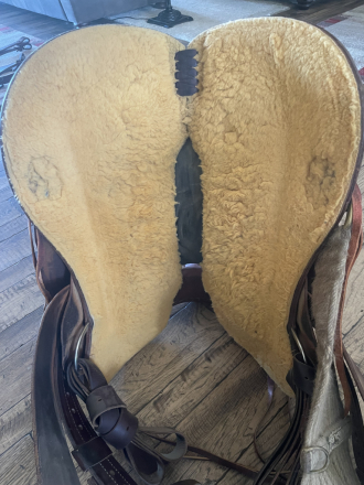 Tack ID: 570772 Wade Ranch saddle 15” - PhotoID: 155927 - Expires 30-Nov-2026 Days Left: 87