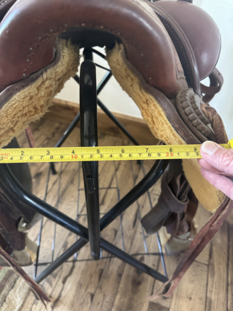 Tack ID: 570772 Wade Ranch saddle 15” - PhotoID: 155928 - Expires 30-Nov-2026 Days Left: 87