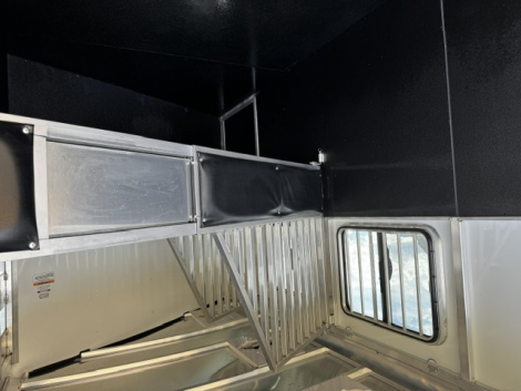 Tack ID: 570777 2020 Sundowner Super Sport 3-Horse Gooseneck — Cody, WY - PhotoID: 155942 - Expires 03-Dec-2026 Days Left: 90