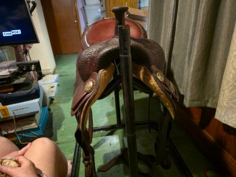 Tack ID: 570794 Circle Y 17 cutting saddle - PhotoID: 155983 - Expires 16-Dec-2026 Days Left: 82