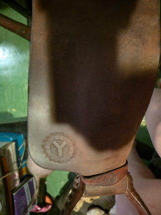 Tack ID: 570794 Circle Y 17 cutting saddle - PhotoID: 155984 - Expires 16-Dec-2026 Days Left: 82