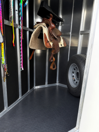 Tack ID: 570820 Shadow 3 Horse Slant Load Trailer - PhotoID: 156031 - Expires 24-Dec-2026 Days Left: 90