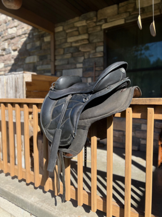 Tack ID: 570826 Sensation Ride Hybrid Model - Treeless - PhotoID: 156041 - Expires 24-Dec-2026 Days Left: 90
