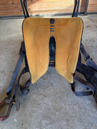 Tack ID: 570829 Martin all around saddle - PhotoID: 156055 - Expires 26-Dec-2026 Days Left: 87